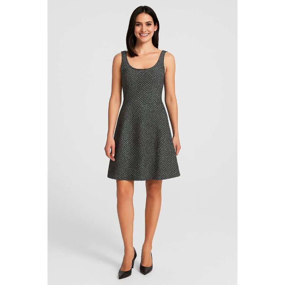 Theory Dress Womens Sz 8 Fit & Flare Black & White Textured Knit Modern Classic